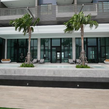 Aeras - The Ultimate Beachfront Experience Джомтьєн-Біч Екстер'єр фото