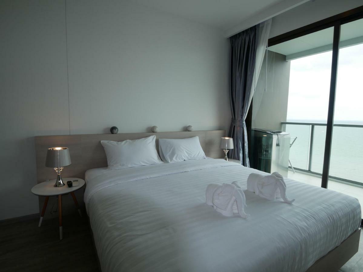 Aeras - The Ultimate Beachfront Experience Джомтьєн-Біч Екстер'єр фото