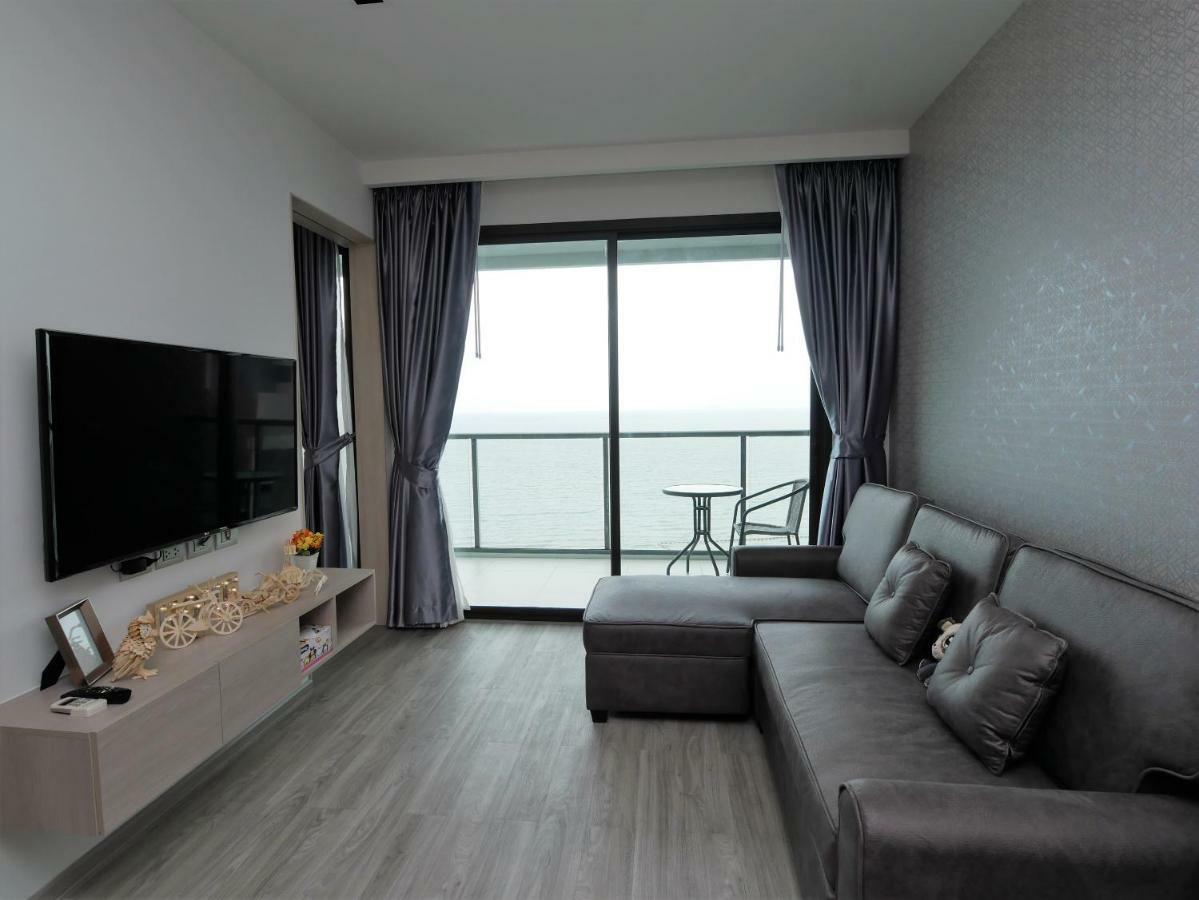 Aeras - The Ultimate Beachfront Experience Джомтьєн-Біч Екстер'єр фото