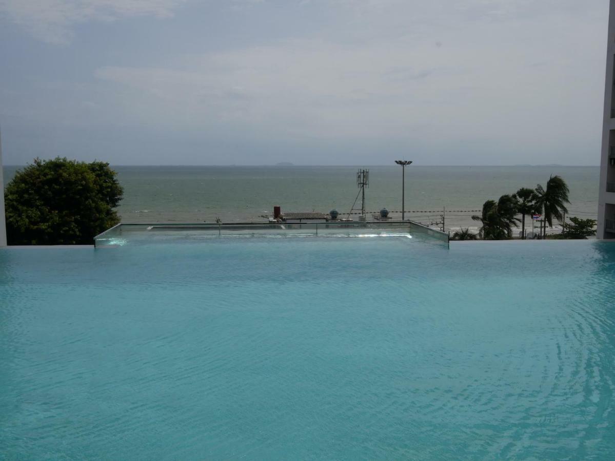 Aeras - The Ultimate Beachfront Experience Джомтьєн-Біч Екстер'єр фото