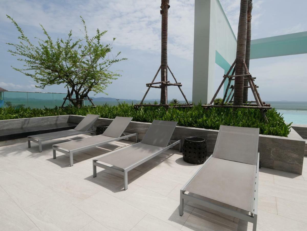 Aeras - The Ultimate Beachfront Experience Джомтьєн-Біч Екстер'єр фото